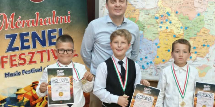 Kiemelkedő eredmények az I. Mórahalmi Zenei Fesztivál Nemzetközi Fa- és Rézfúvós Versenyén